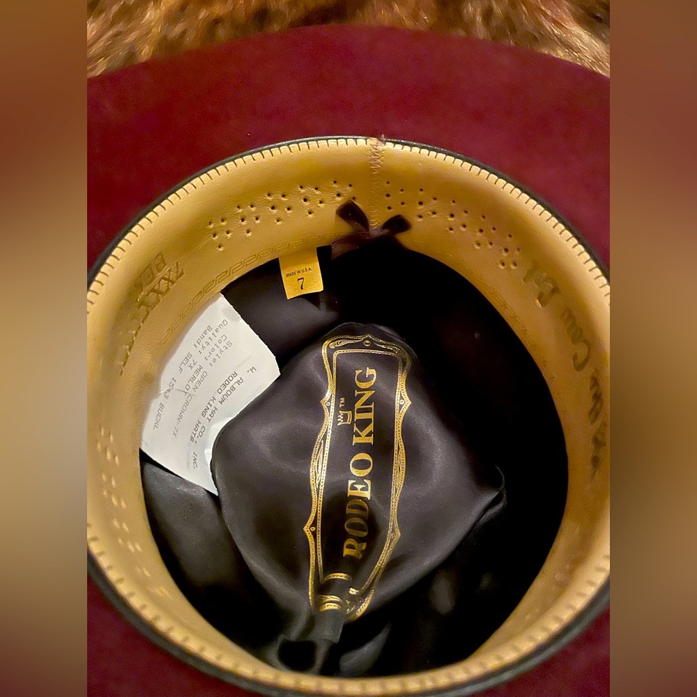Rodeo King Felt Cowboy Hat. Size 7 shaped by the Cowlot. Merlot wine color